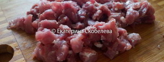 мекленбургский картофельный рулет с начинкой из мяса и зелени. Шаг 6