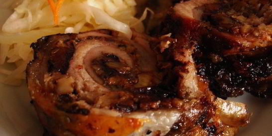 Мясной рулет с черносливом