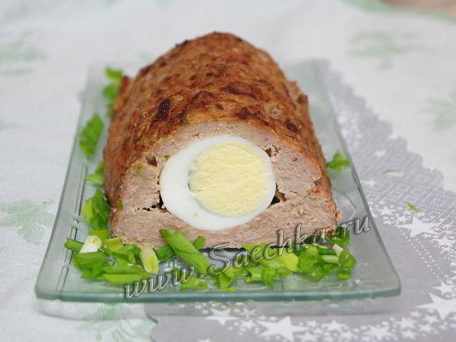 Рецепт мясного рулета с яйцом