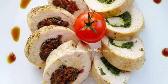 Отварные куриные рулетики с двумя видами начинки