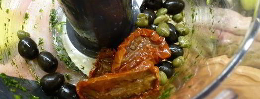 отварные куриные рулетики с двумя видами начинки. Шаг 3