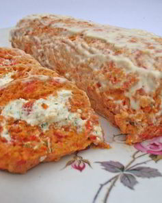 Рулет из болгарского перца с творогом и зеленью