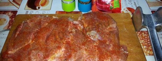 рулет из индейки со шпинатом и орехами. Шаг 2