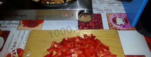 рулет из индейки со шпинатом и орехами. Шаг 3