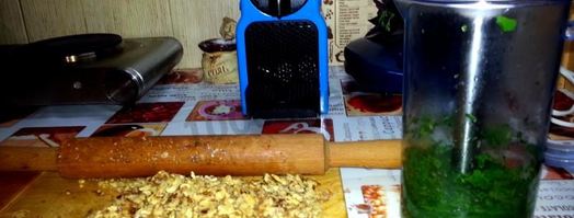 рулет из индейки со шпинатом и орехами. Шаг 4