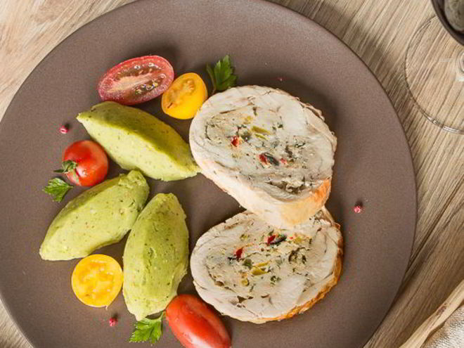 Рецепт рулета из курицы с рататуем