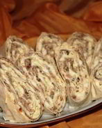 Рулет из лаваша с сайрой