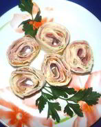 Рулет из лаваша с ветчиной