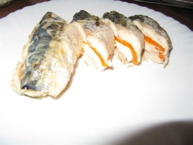 Рецепт рулета из скумбрии в фольге