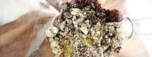 рулет из свинины с вяленой брусникой и пореем. Шаг 3