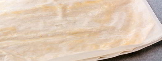 рулет из теста фило с айвой. Шаг 3