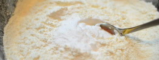 рулет медовый с карамелью и арахисом. Шаг 3