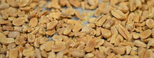 рулет медовый с карамелью и арахисом. Шаг 10