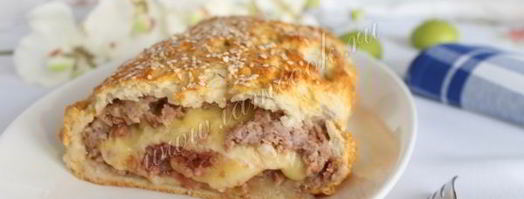 рулет с фаршем и сыром. Шаг 7