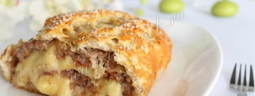 рулет с фаршем и сыром. Шаг 8