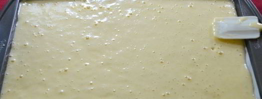 рулет с голубикой. Шаг 4