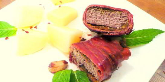 Рулет с ветчиной и розмарином