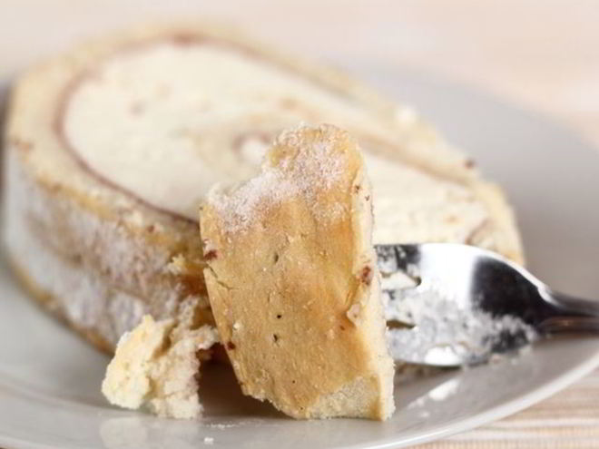 Рецепт рулета со взбитыми сливками