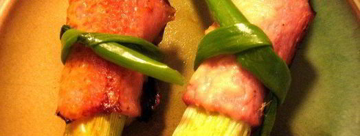 рулетики-букетики под сыром джюгас. Шаг 11