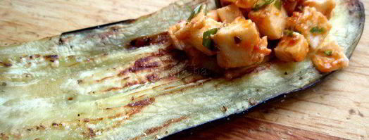 рулетики из баклажана с моцареллой и соусом песто. Шаг 4