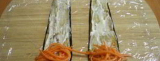рулетики из баклажанов с морковкой и чесноком. Шаг 5