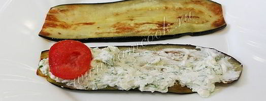 рулетики из баклажанов с помидорами и сыром фета. Шаг 6