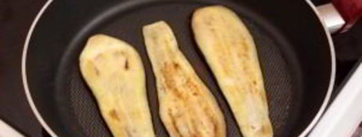 рулетики из баклажанов. Шаг 8