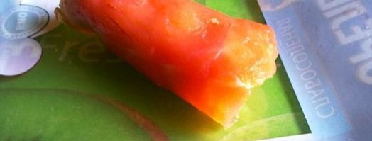 рулетики из форели с сырным салатом. Шаг 6