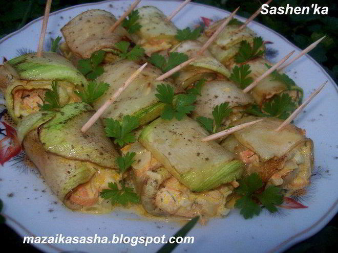 Рецепт рулетиков из кабачков с морковной начинкой