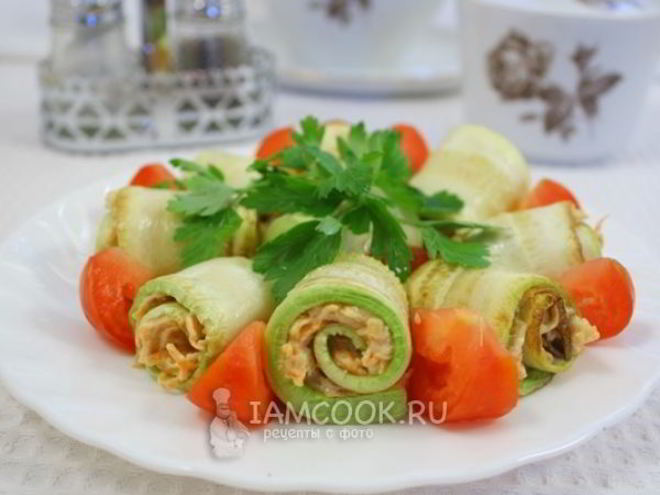 Рецепт рулетиков из кабачков с морковью и грецкими орехами