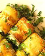 Рулетики из кабачков с сыром и чесноком