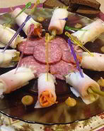 Рулетики из сала