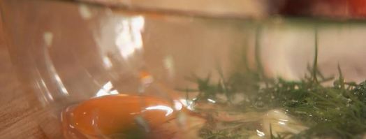 рулеты из свинины с укропным пюре. Шаг 3