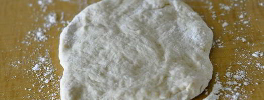 рулеты с чесночной начинкой. Шаг 4