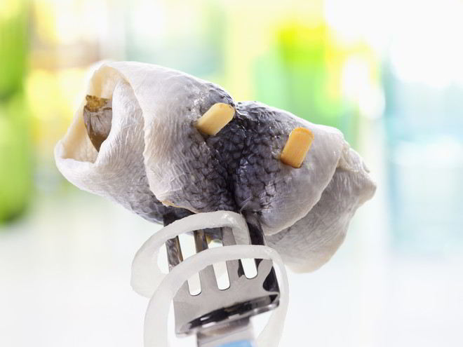 Рецепт рыбных рулетов из огурцов