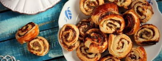 слоеные рулетики с мясным фаршем. Шаг 7