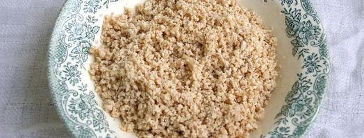 сырный рулет с курицей, фисташками и черносливом. Шаг 4