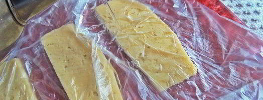 сырные рулетики с киви. Шаг 11