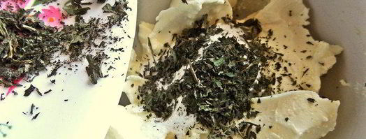 сырные рулетики с киви. Шаг 4