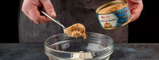 закусочные рулетики с паштетом из лосося. Шаг 3