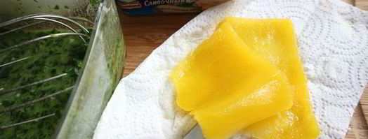 зеленый рулет с креветками и болгарским перцем. Шаг 7