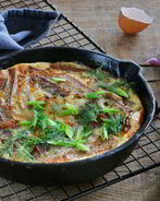 Сало с хлебом и яйцом