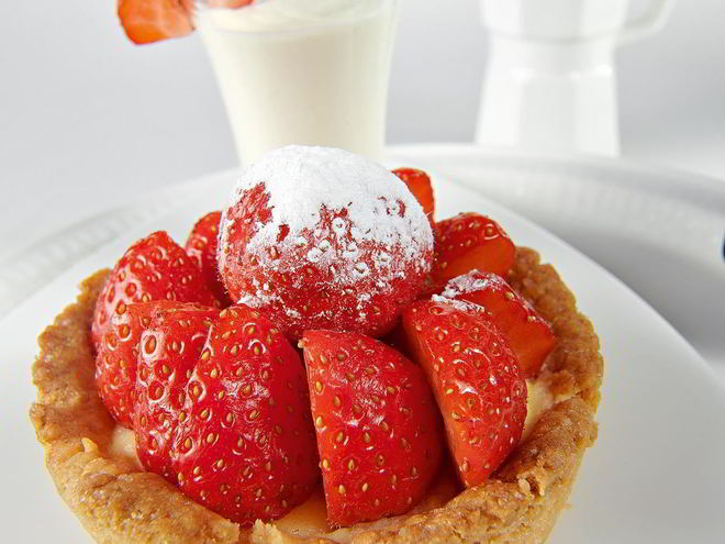 Рецепт клубничного тарта с сырным наполнителем