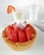 Клубничный тарт с сырным наполнителем