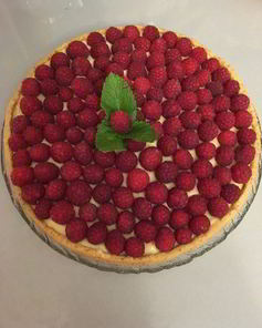 Малиновый тарт с заварным кремом