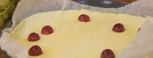 тарт из слоеного теста с сахарным виноградом. Шаг 5