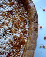 Тарт с красной чечевицей и кокосом