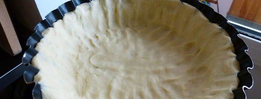 тарт с малиной, заварным кремом и шоколадной прослойкой. Шаг 2