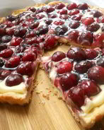 Тарт с маскарпоне и черешней