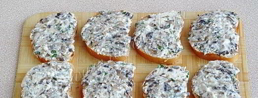 тартинки с грибами и творогом. Шаг 12